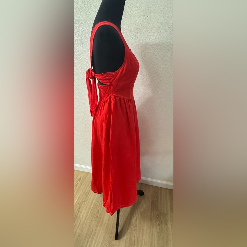 ILLA ILLA Vibrant Red Midi Dress - Picture 3 of 9